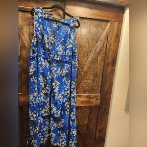 Floral sleeveless duster
